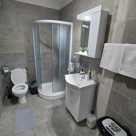 Apartment Cista Desetka 2