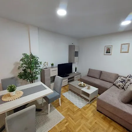Cista Desetka 2 Apartment